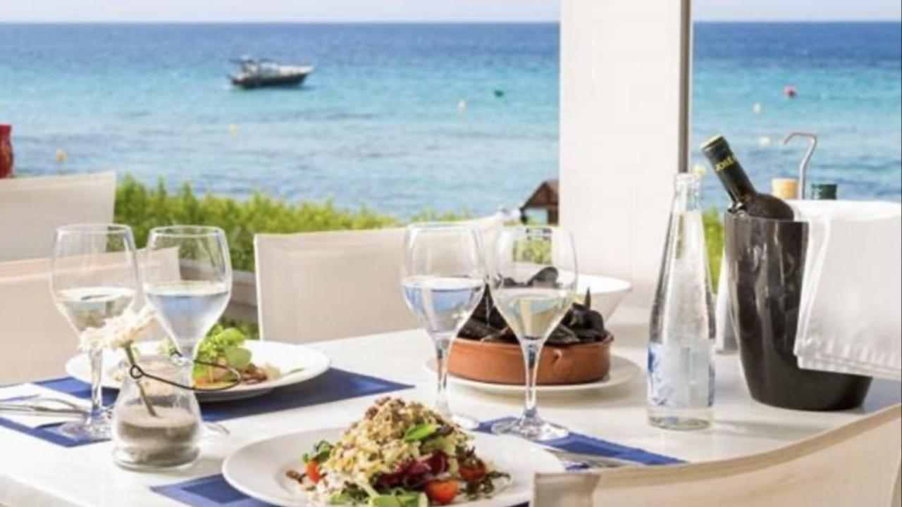 Sitio de Calahonda Mi Capricho 2D Beachfront- Apartment With Sea View - Costa Del Sol מראה חיצוני תמונה