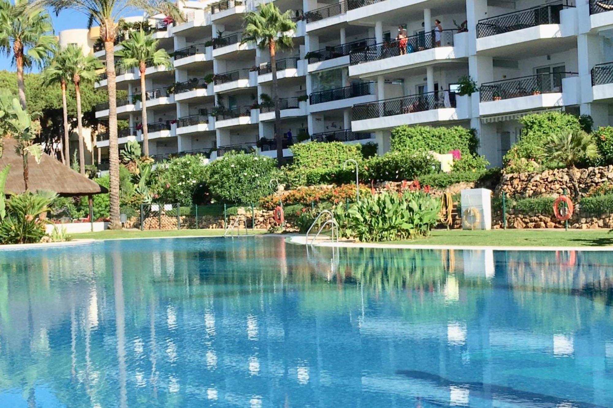 Sitio de Calahonda Mi Capricho 2D Beachfront- Apartment With Sea View - Costa Del Sol מראה חיצוני תמונה
